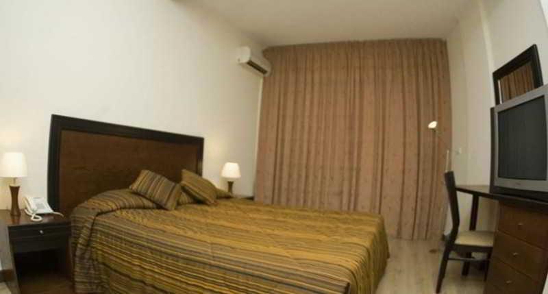 Mozart Hotel Бейрут Экстерьер фото