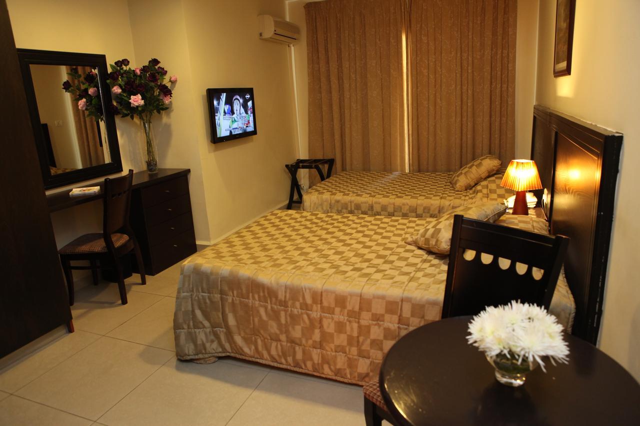 Mozart Hotel Бейрут Экстерьер фото